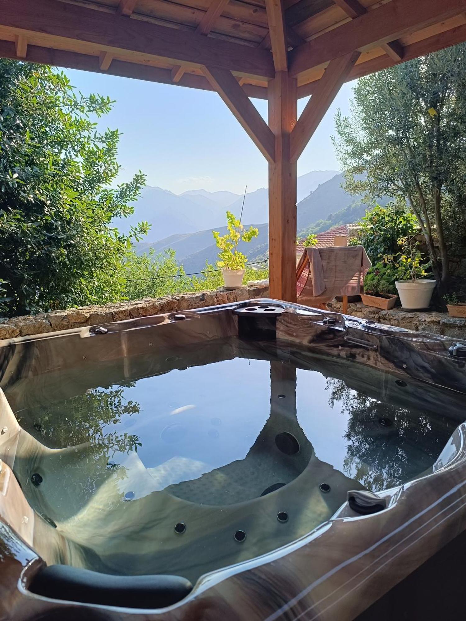 Parfumu Di Celu Hotell Santa-Lucia-di-Mercurio Eksteriør bilde