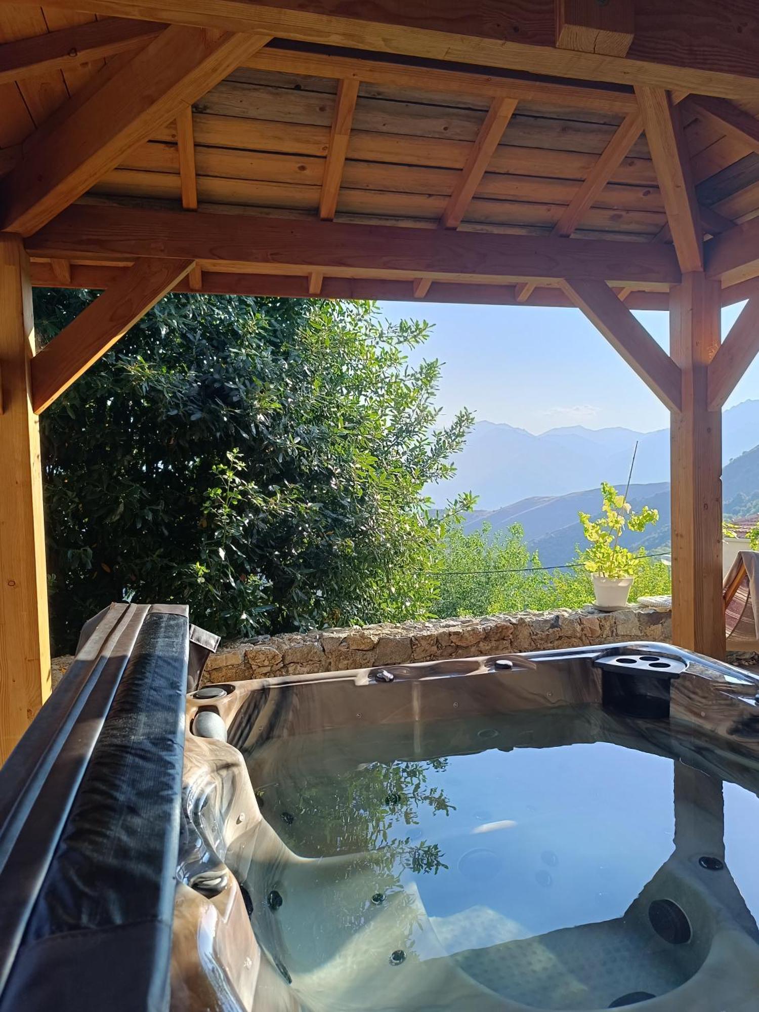 Parfumu Di Celu Hotell Santa-Lucia-di-Mercurio Eksteriør bilde
